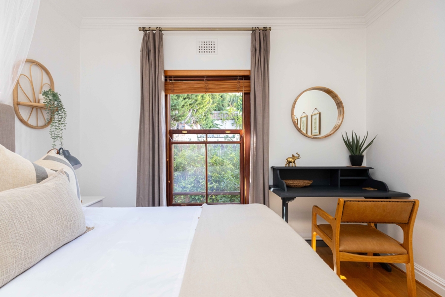 3 Bedroom Property for Sale in Sea Point Western Cape